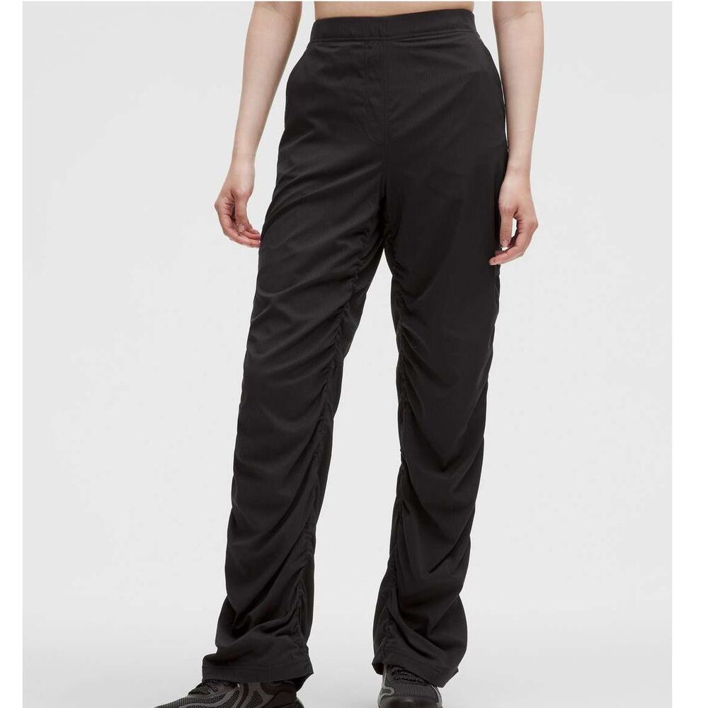 Lululemon NWT Dance Studio Slim-Fit High-Rise Flared Pant Black Size XXS
